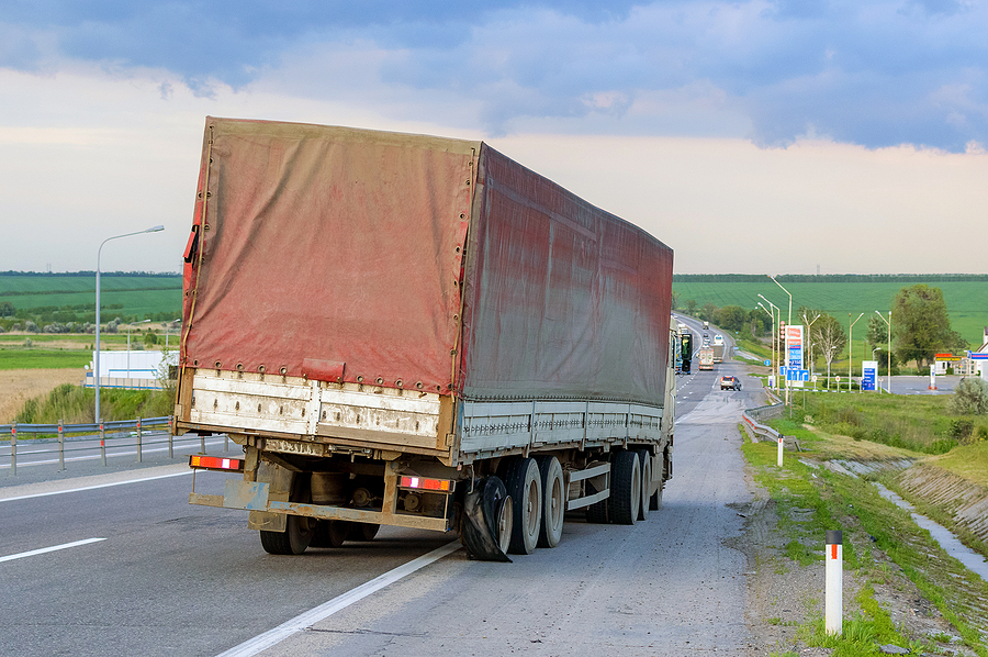 18-wheeler broke down along the highway